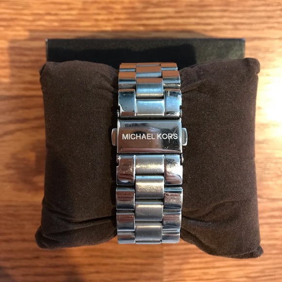 Michael Kors Runway Chronograph Watch - Silver - Picture 4 of 7